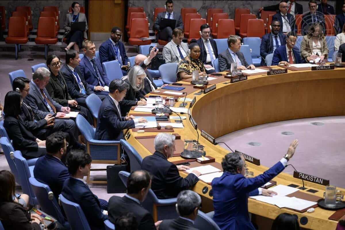 UN Security Council Approves a Military Force to Fight Gangs in Haiti